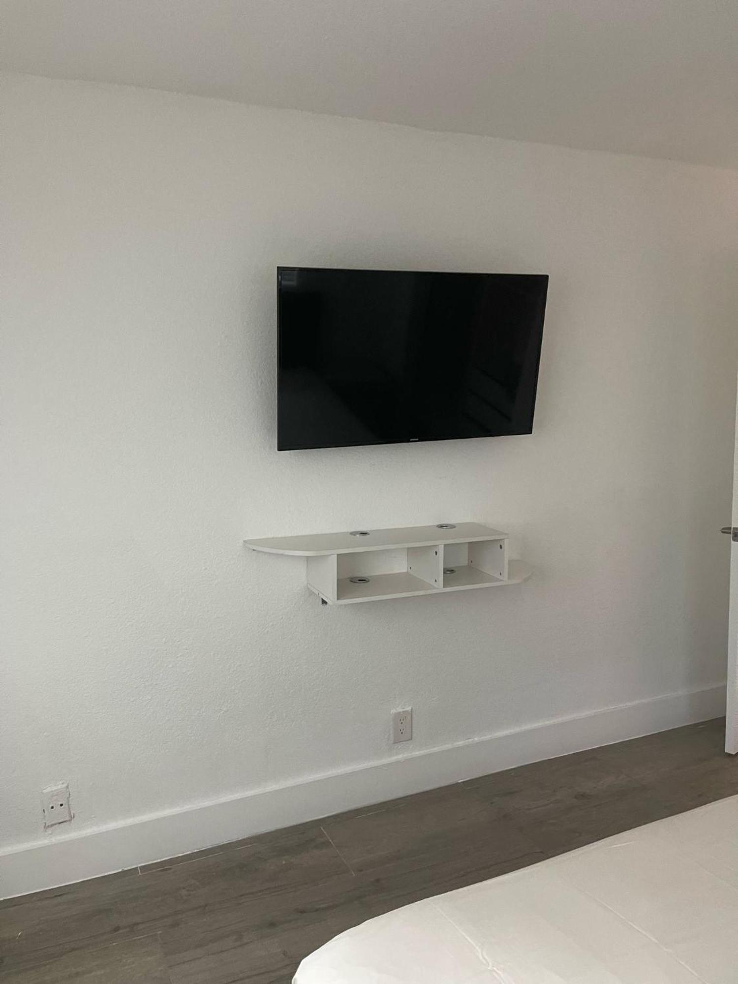 Cozy New Renovated Apartment 포트 로더데일 외부 사진